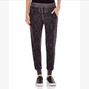 NEW! Splendid Blue Crocodile Print Active Pants